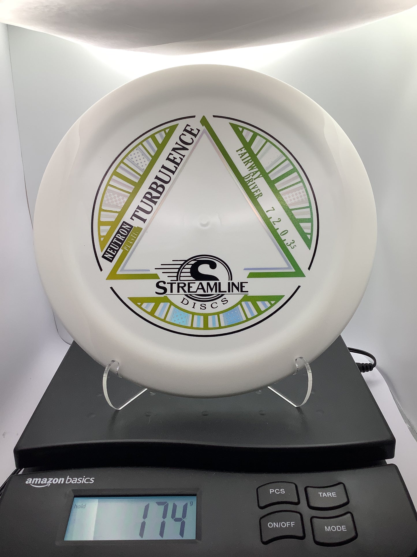 Streamline Neutron Turbulence