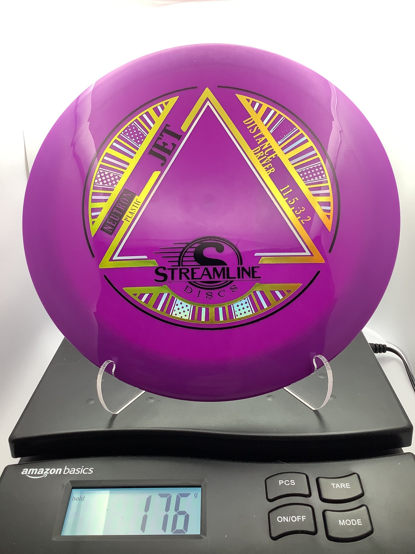 Streamline Neutron Jet