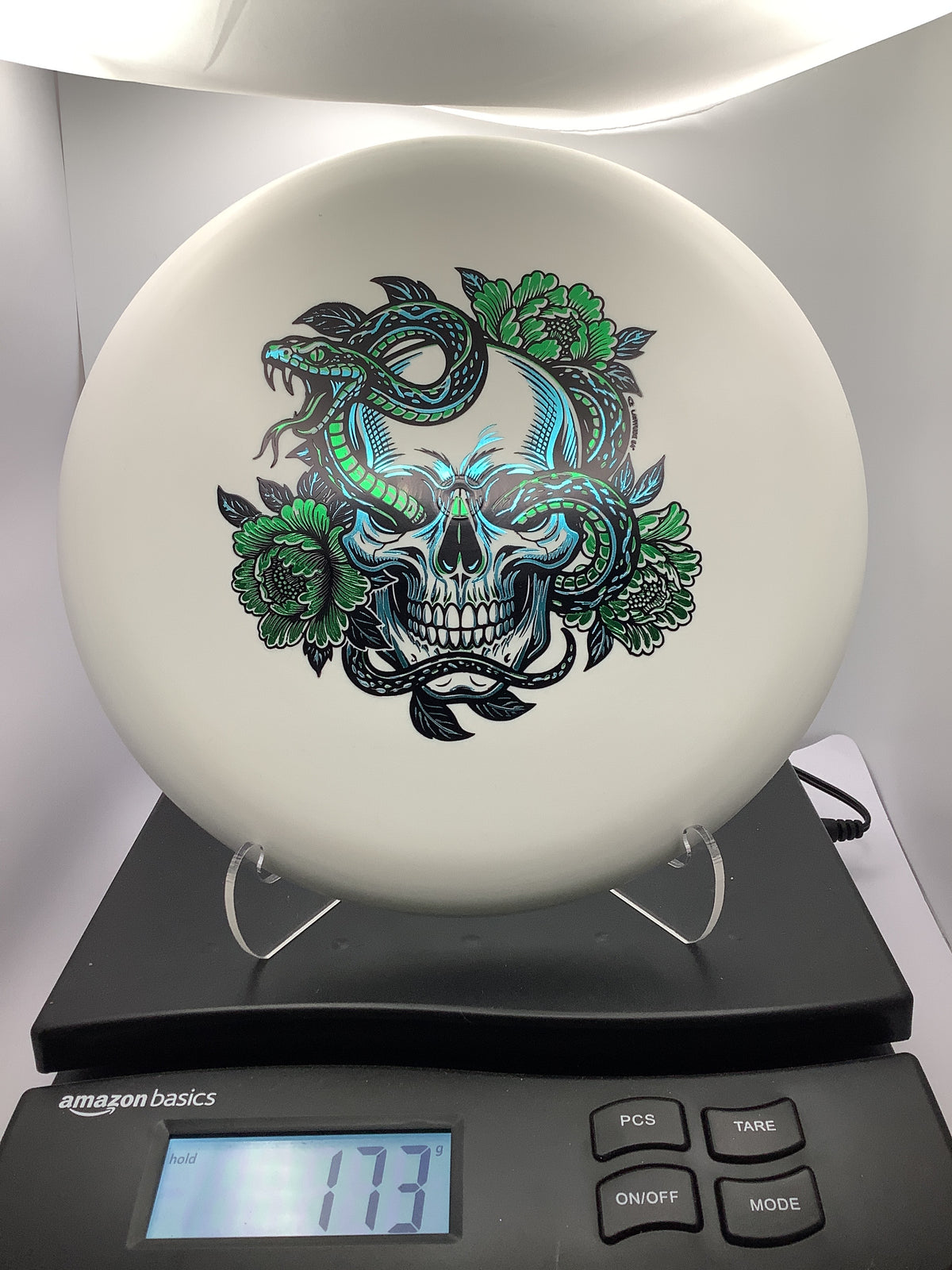 Latitude 64 Zero Medium Pure Skull