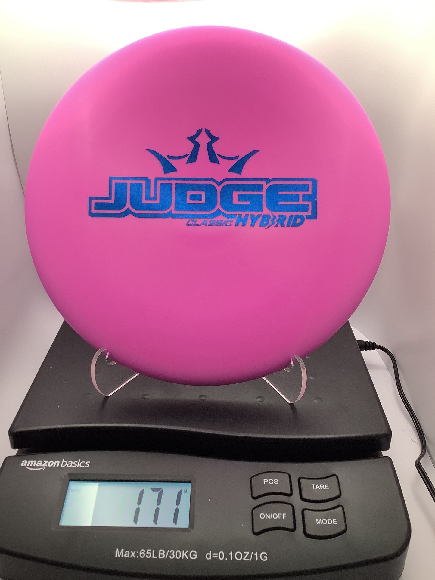 Dynamic Classic Hybrid Judge