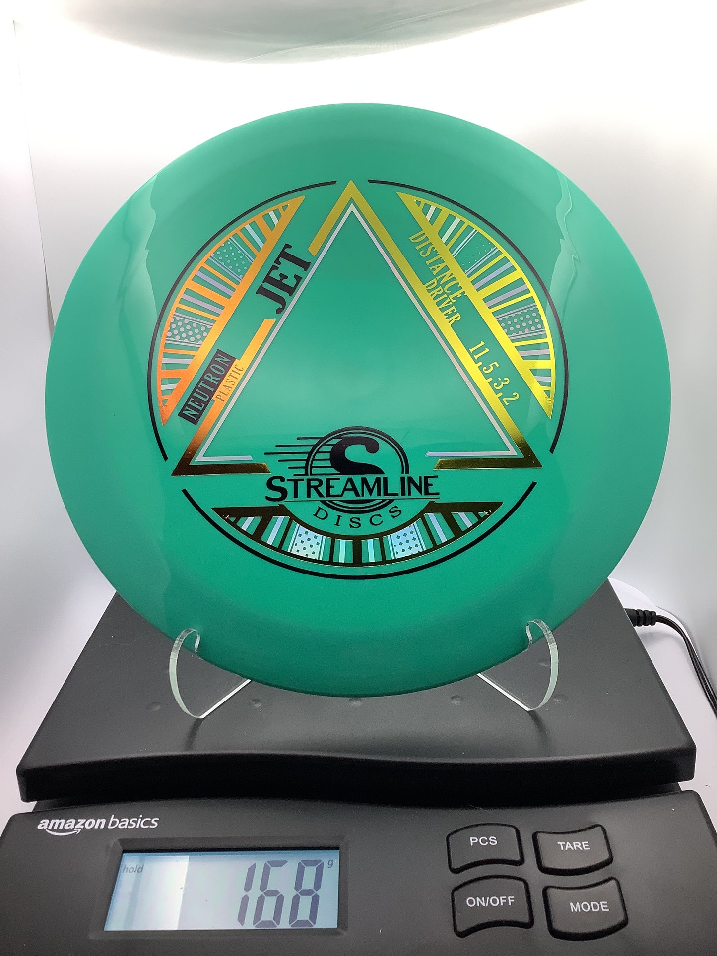 Streamline Neutron Jet