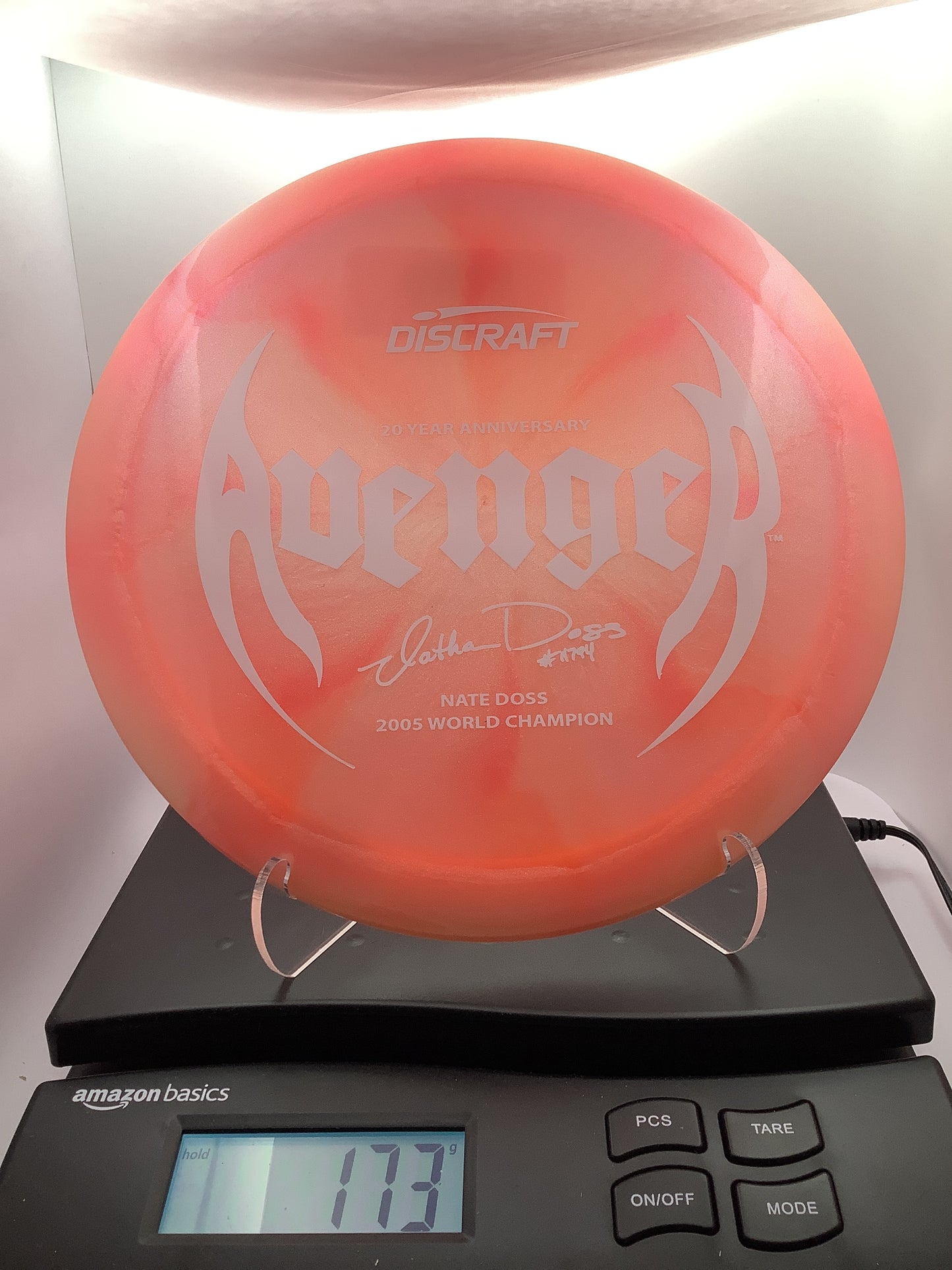 Discraft Z Colorshift Swirl Avenger