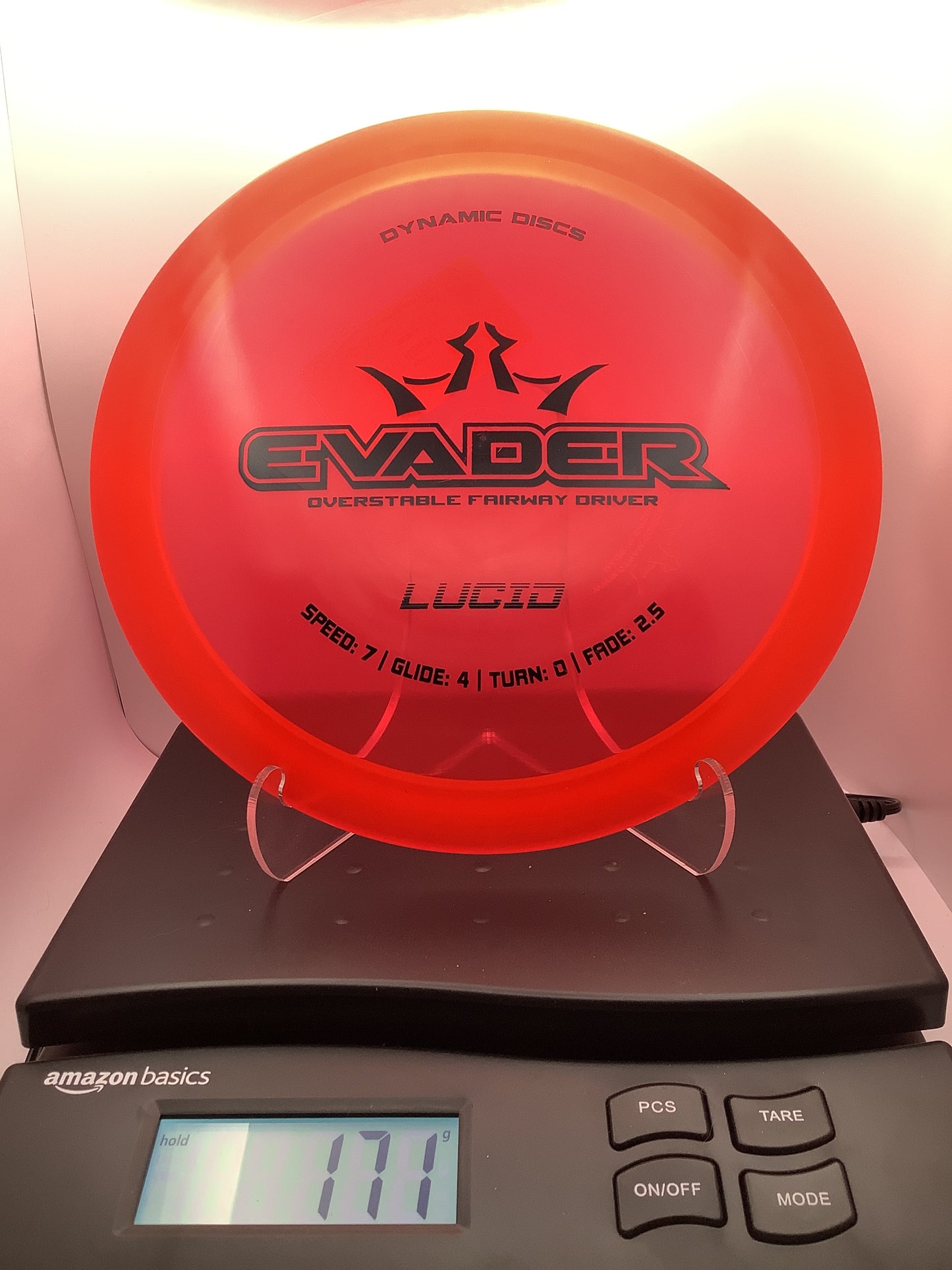 Dynamic Lucid Evader