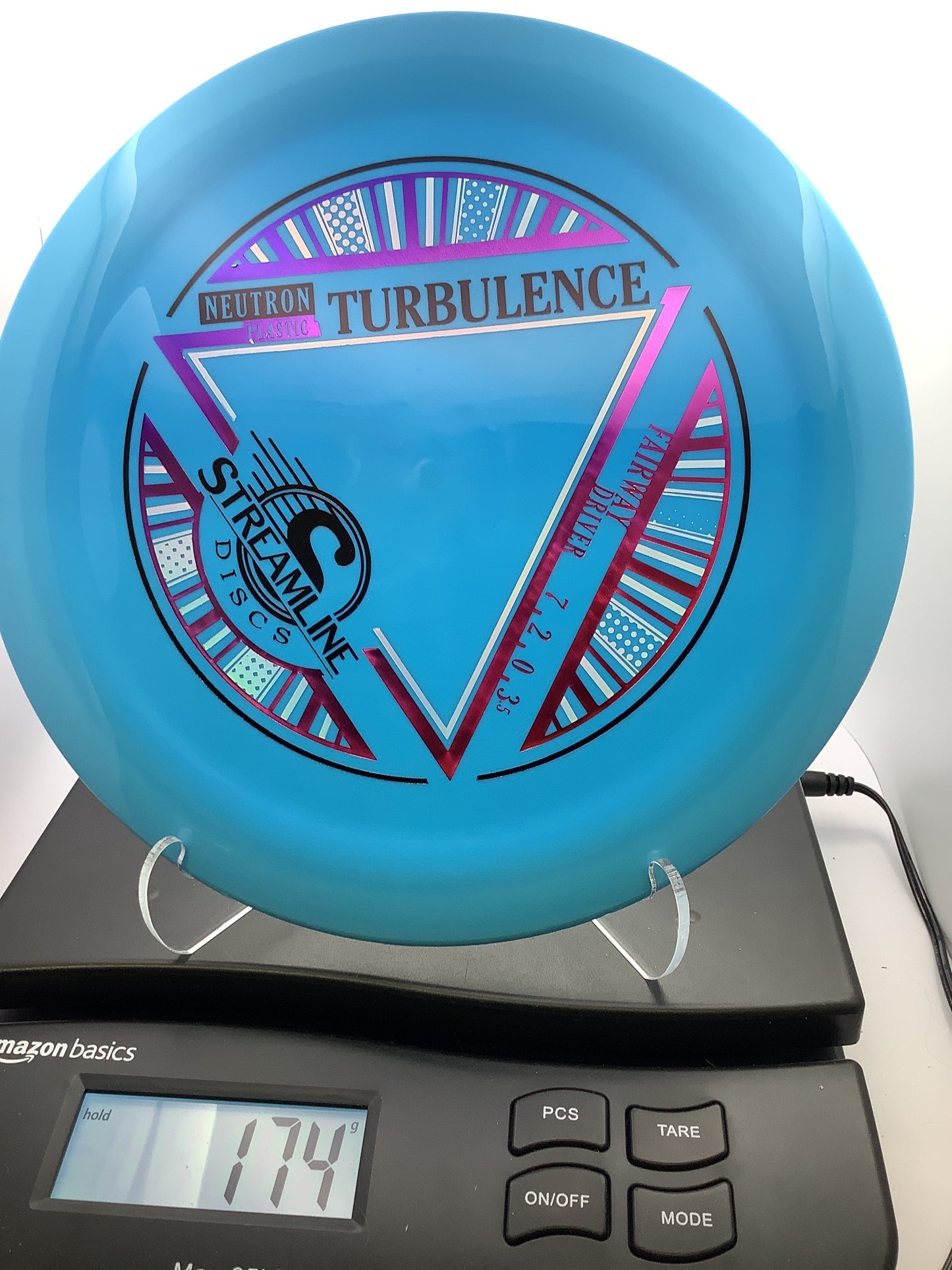 Streamline Neutron Turbulence