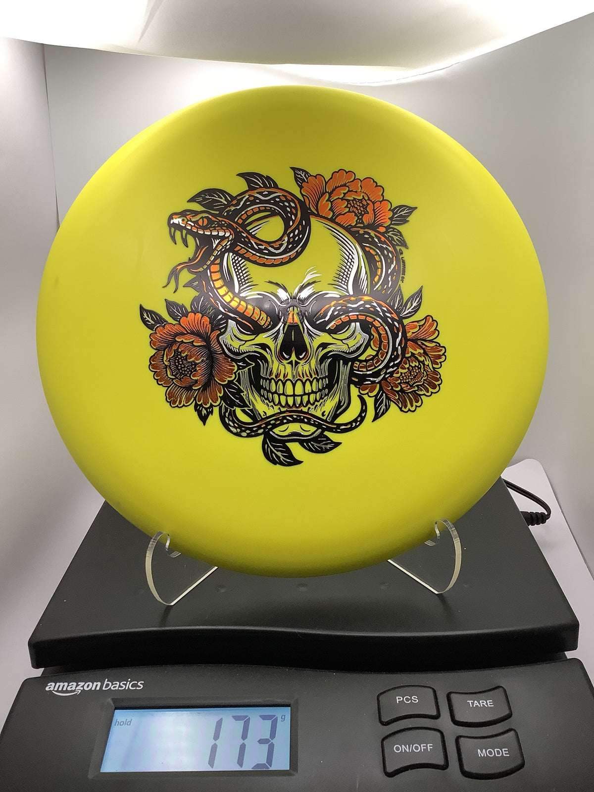Latitude 64 Zero Medium Pure Skull