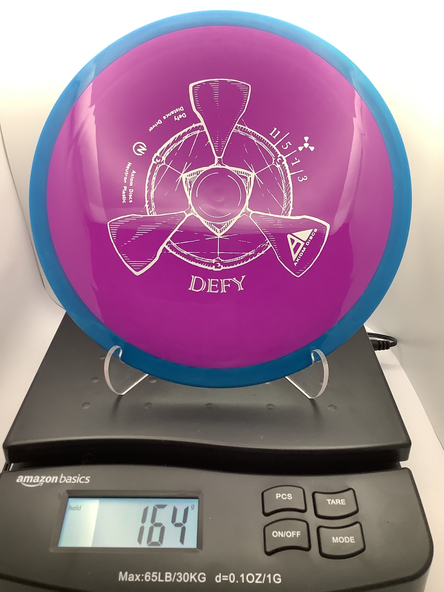 Axiom Neutron Defy