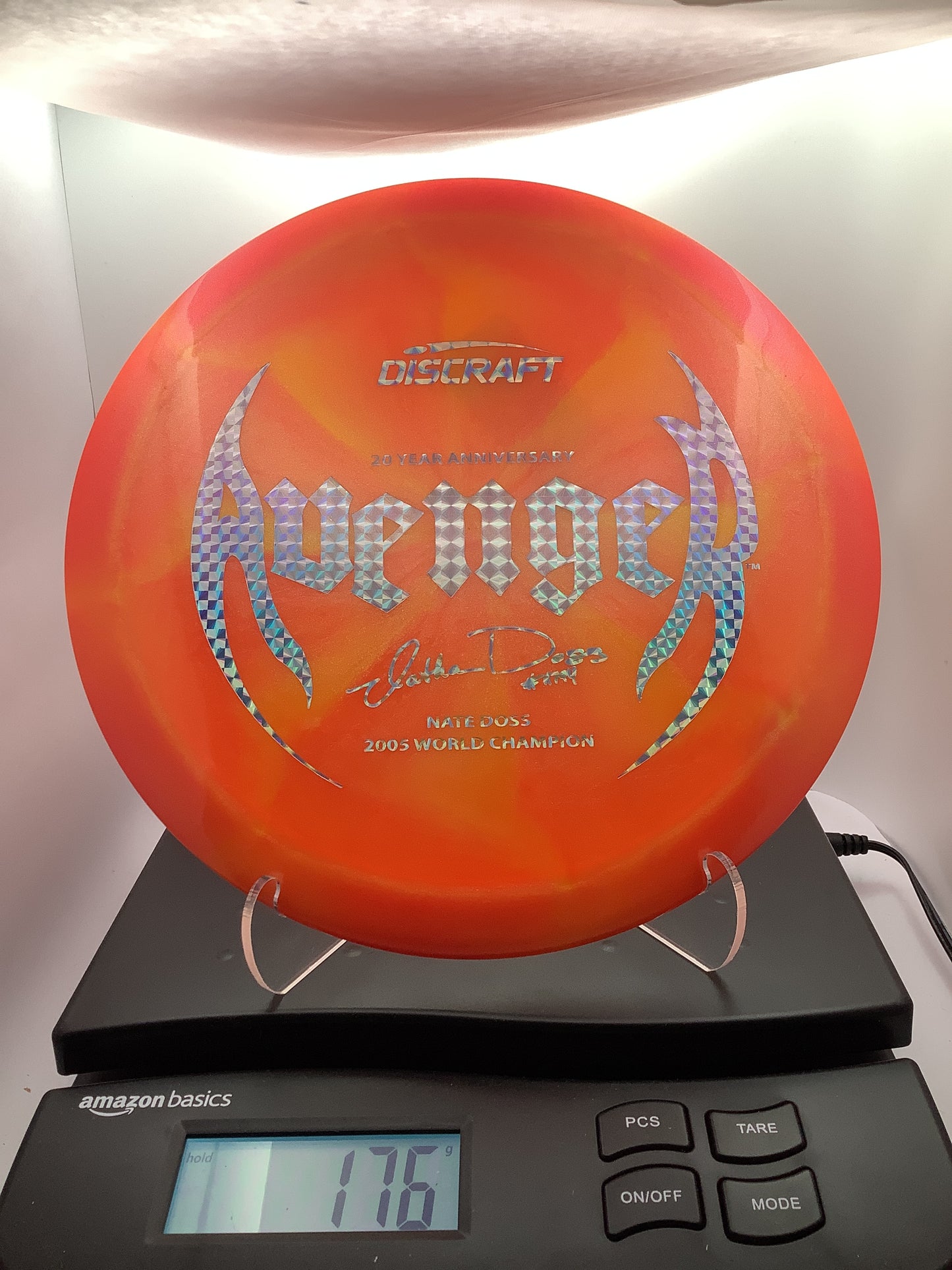 Discraft Z Colorshift Swirl Avenger