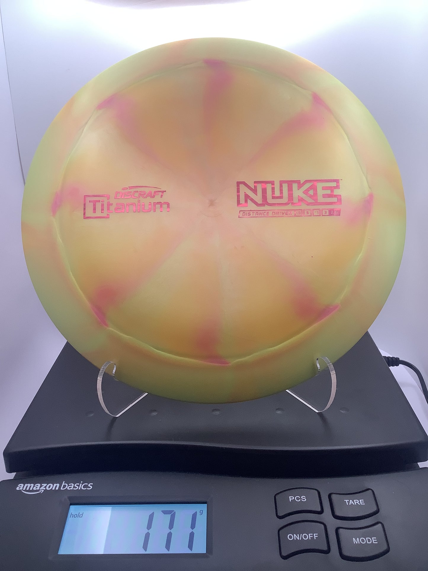 Discraft Titanium Nuke