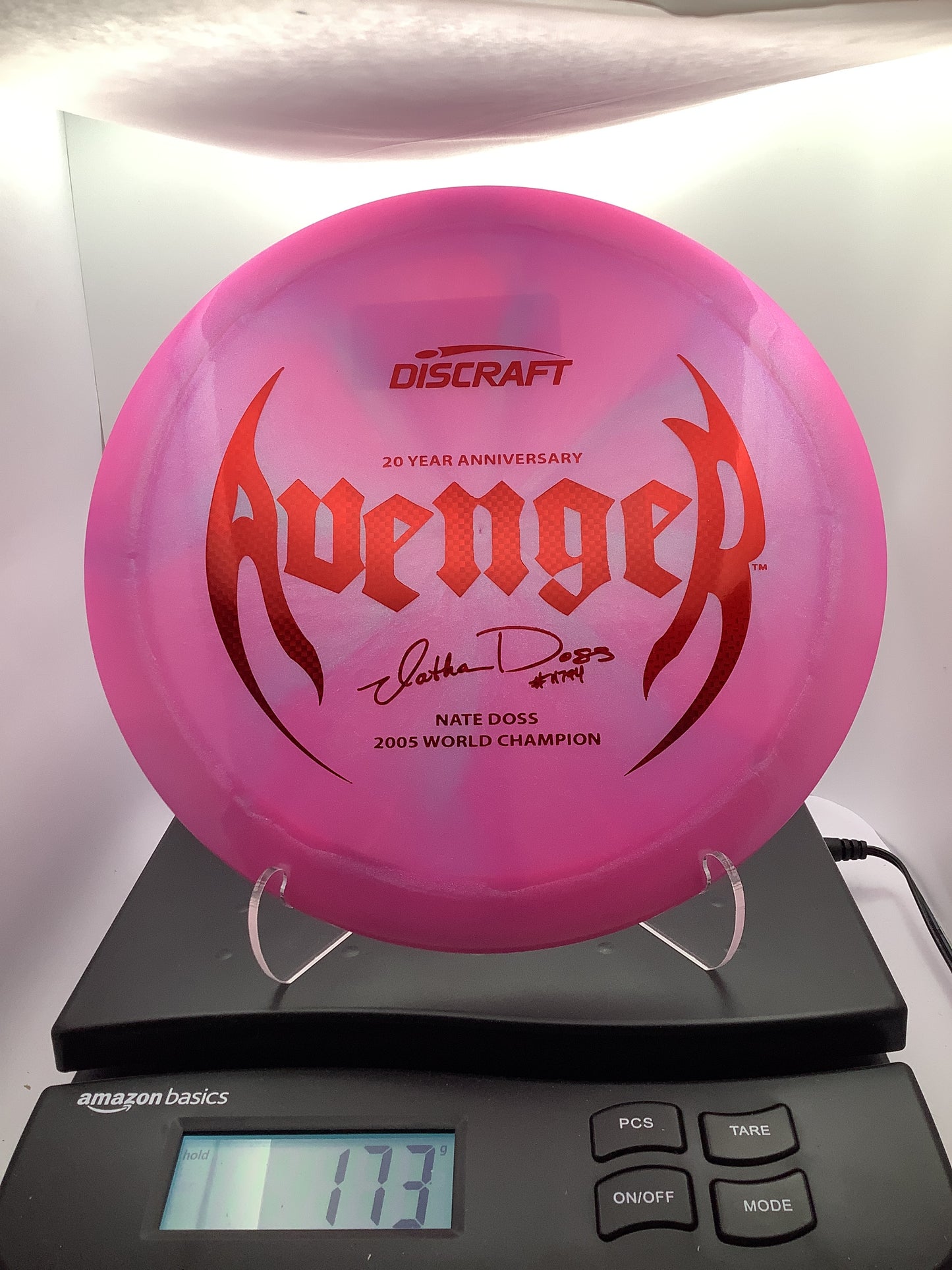 Discraft Z Colorshift Swirl Avenger