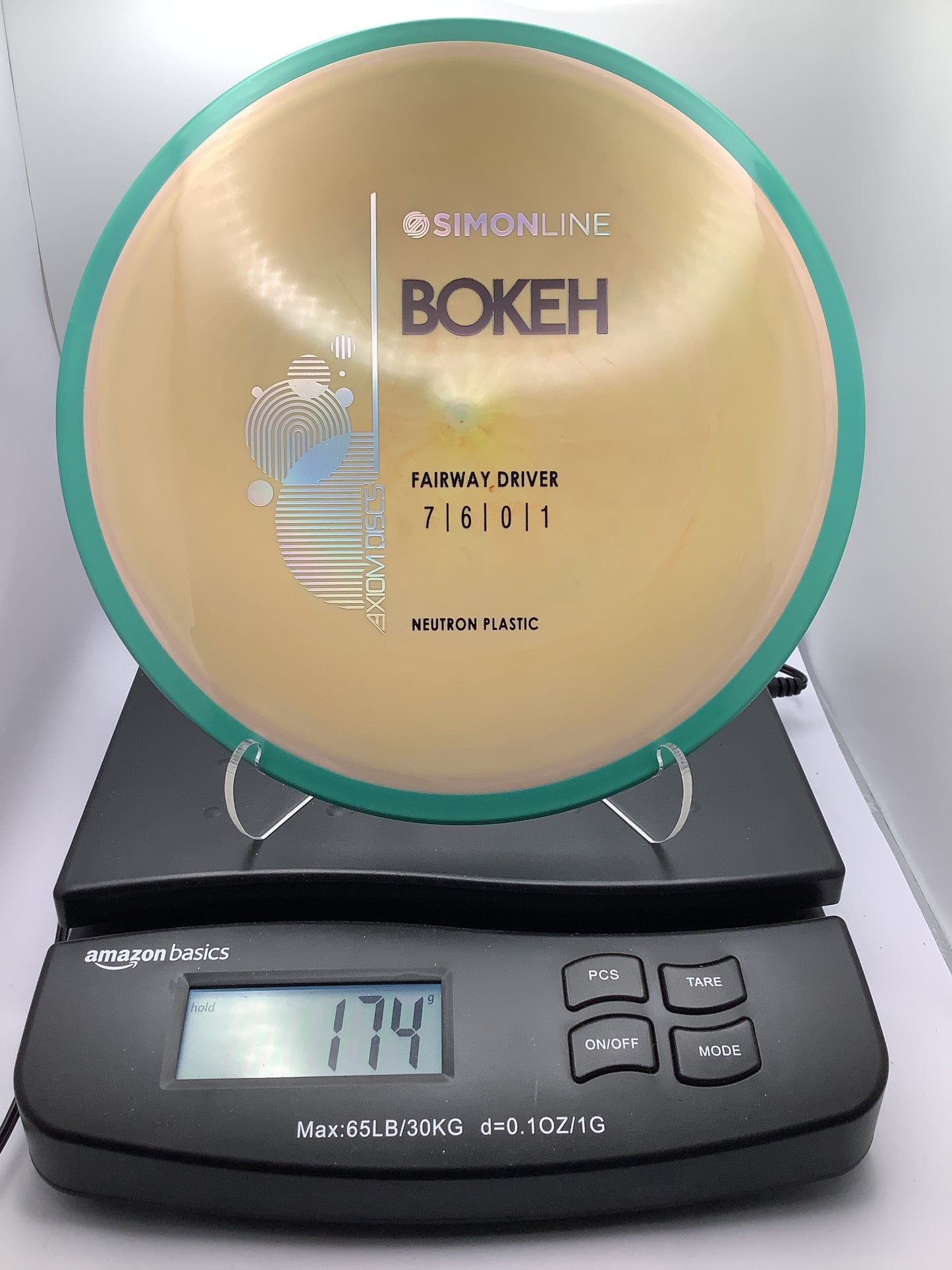 Axiom Neutron Bokeh